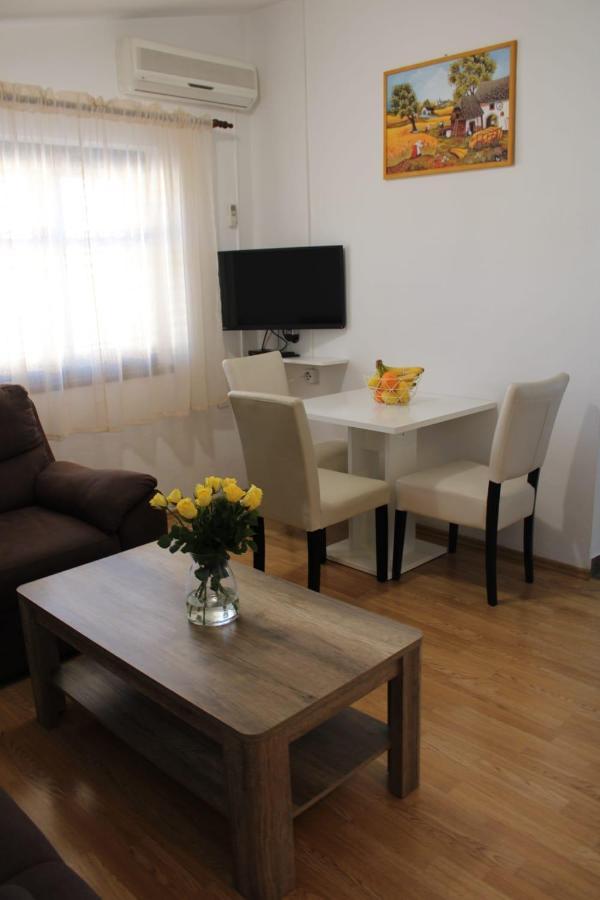 Apartments Renata سيغيت دونيي المظهر الخارجي الصورة