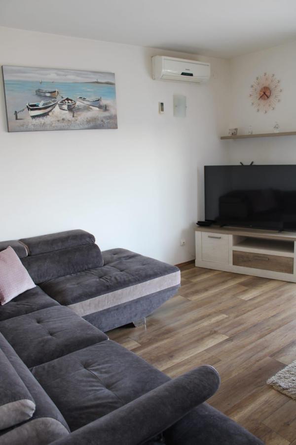 Apartments Renata سيغيت دونيي المظهر الخارجي الصورة